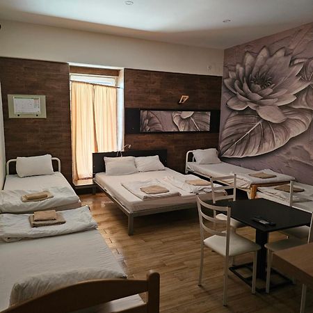 Dnd-X Hotell Pančevo Eksteriør bilde
