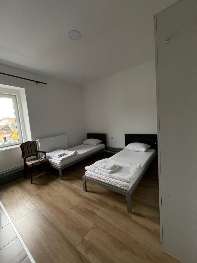 Dnd-X Hotell Pančevo Eksteriør bilde