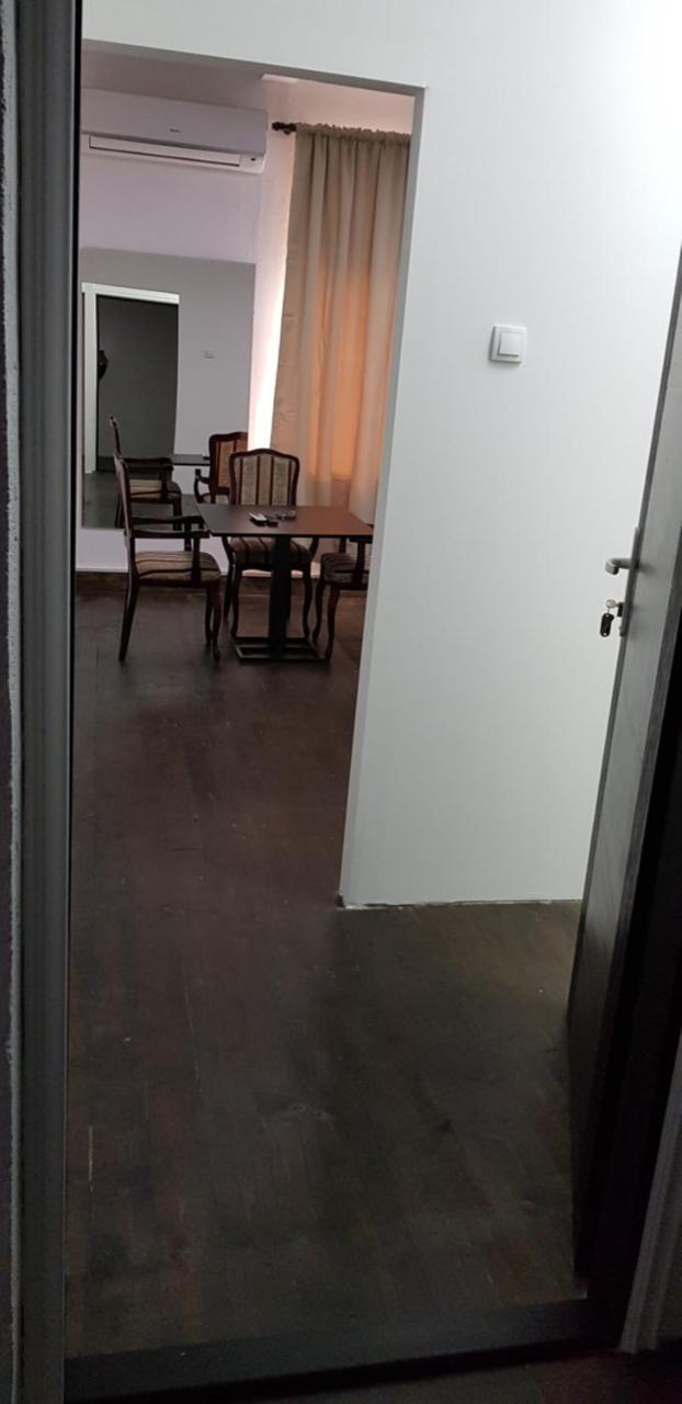Dnd-X Hotell Pančevo Eksteriør bilde