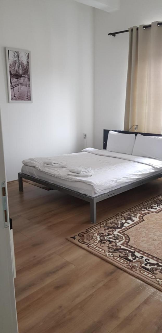 Dnd-X Hotell Pančevo Eksteriør bilde