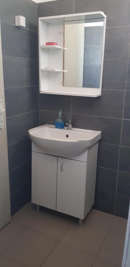 Dnd-X Hotell Pančevo Eksteriør bilde
