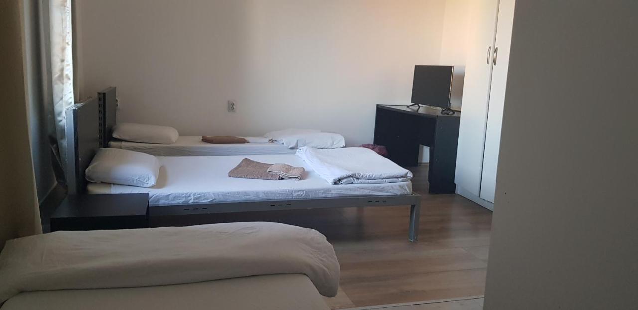 Dnd-X Hotell Pančevo Eksteriør bilde